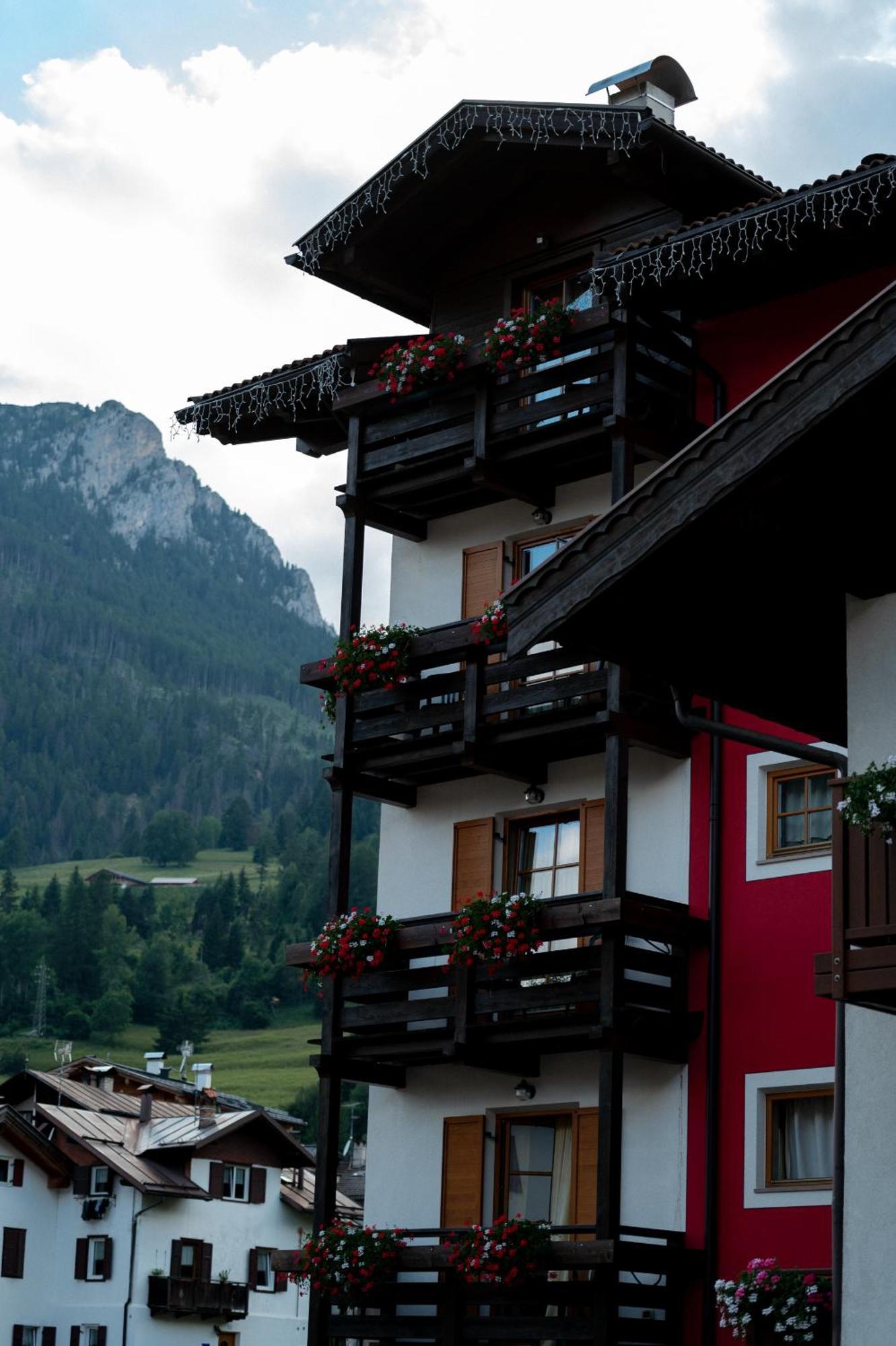 Romantic Charming Hotel Rancolin Moena Kültér fotó